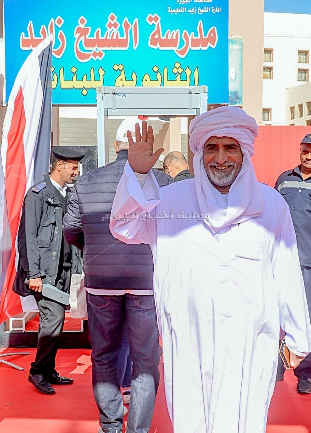 من كل شكل ولون.. إقبال كبير من الناخبين للإدلاء بأصواتهم في العرس الديمقراطي 