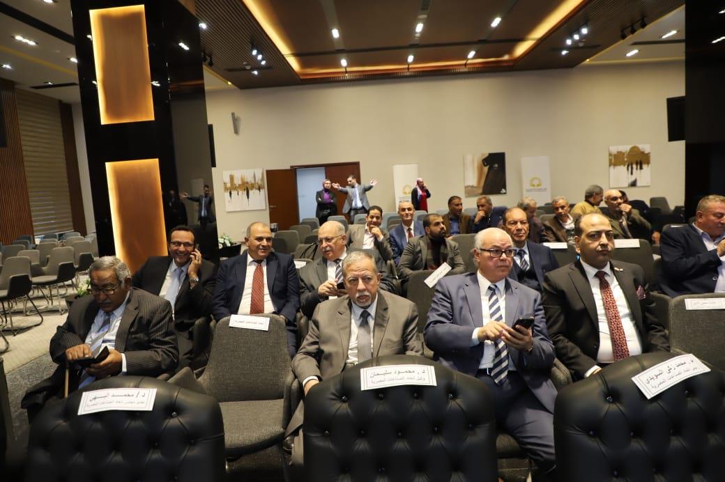 بروتوكول تعاون بين عمال مصر واتحاد الصناعات لإدارة الجامعة التكنولوجية 