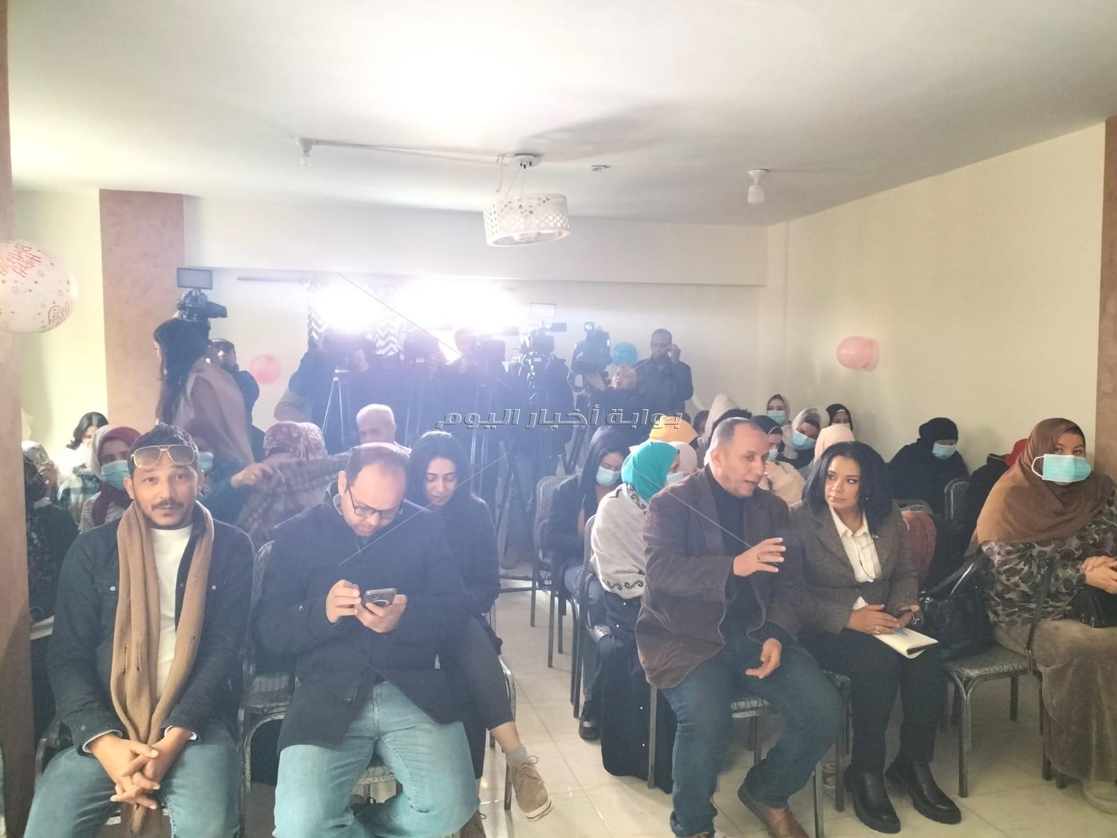 توزيع  25 مساعدة زواج لعدد25 عروسة تحت مظلة التحالف الوطنى بالشرقية 