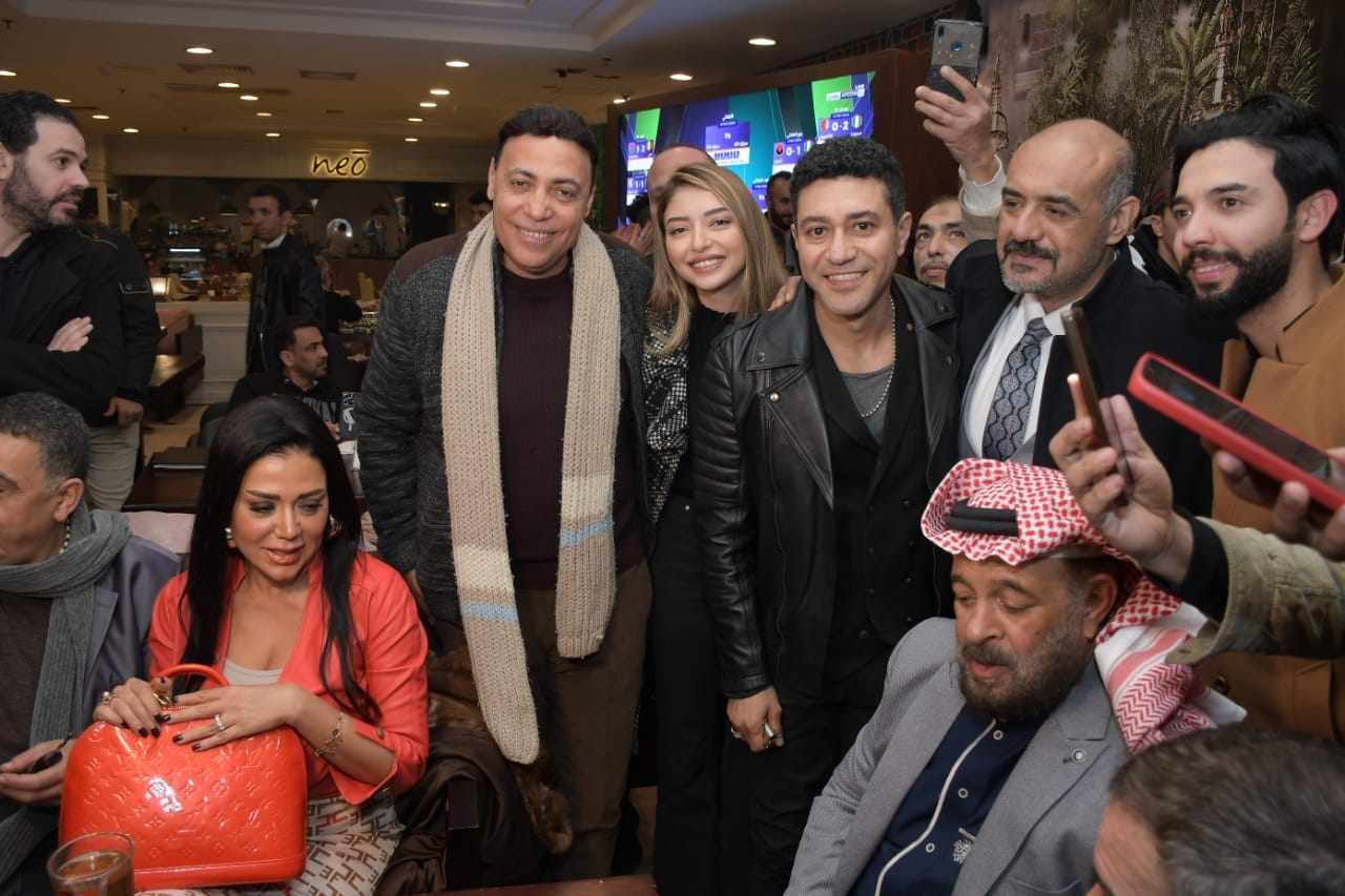 رانيا يوسف وأحمد عبد العزيز يحتفلون بمسلسل جريمة منتصف الليل