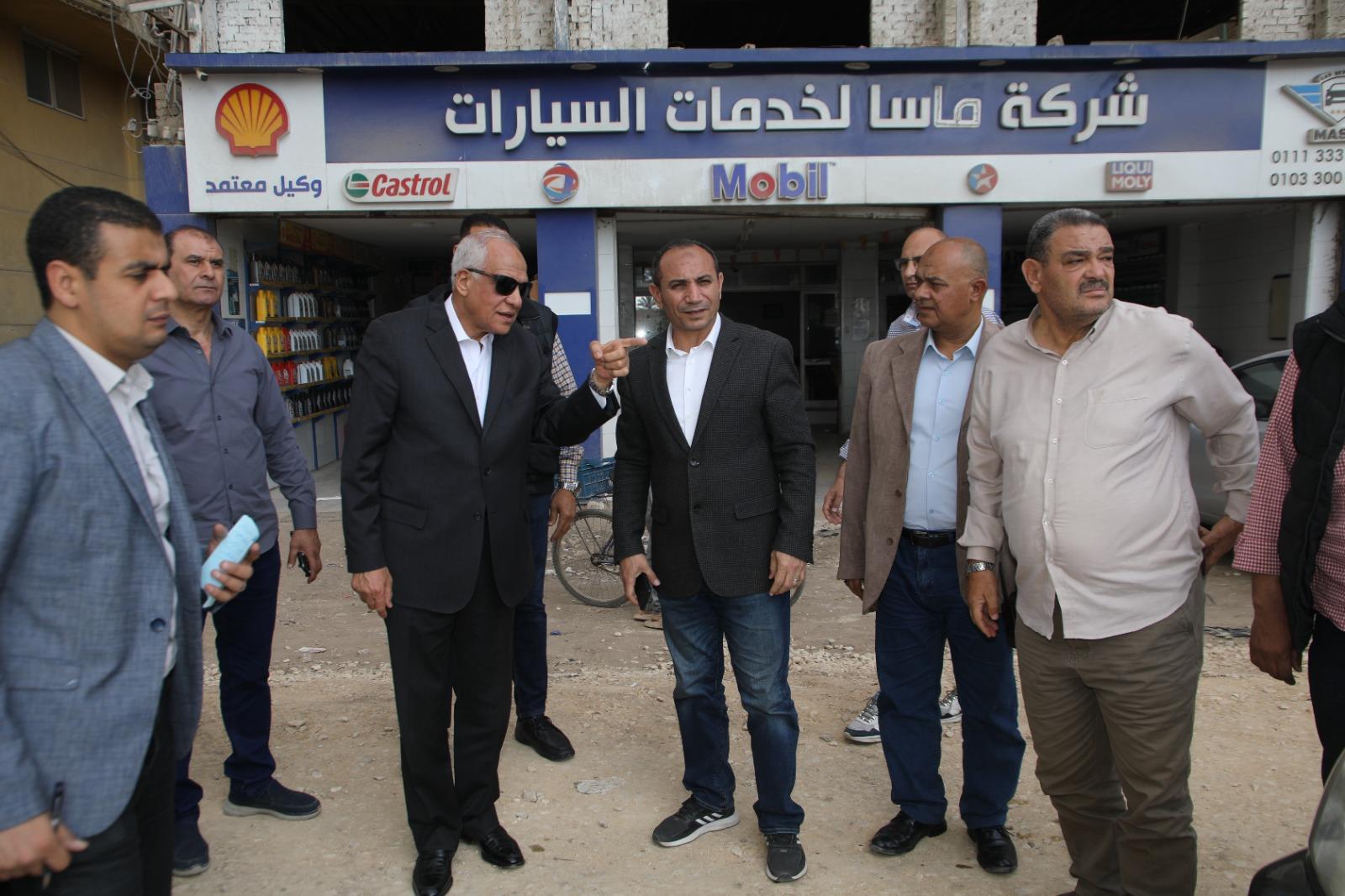 محافظ الجيزة يتفقد أعمال تطوير ورصف البر الشرقي والغربي لترعة المريوطية