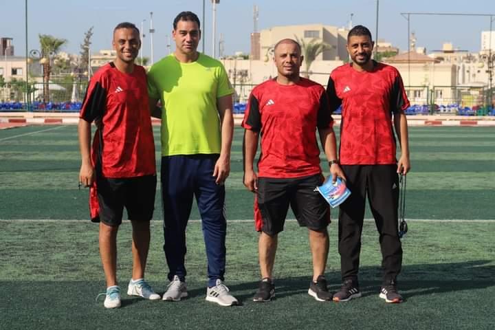  مجلس الإدارة وعضو لجنة الكرة 