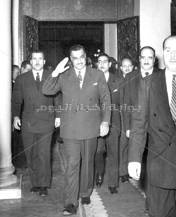 صور نادرة| في ذكرى ميلاده.. كلنا بنحبك يا ناصر