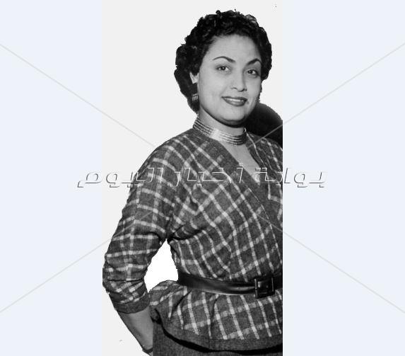 10 صورة نادرة| سعاد مكاوي.. اعتزلت الفن لهذا السبب