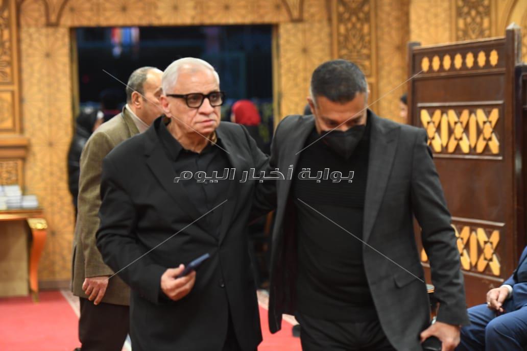 عزاء شقيق أحمد السبكي