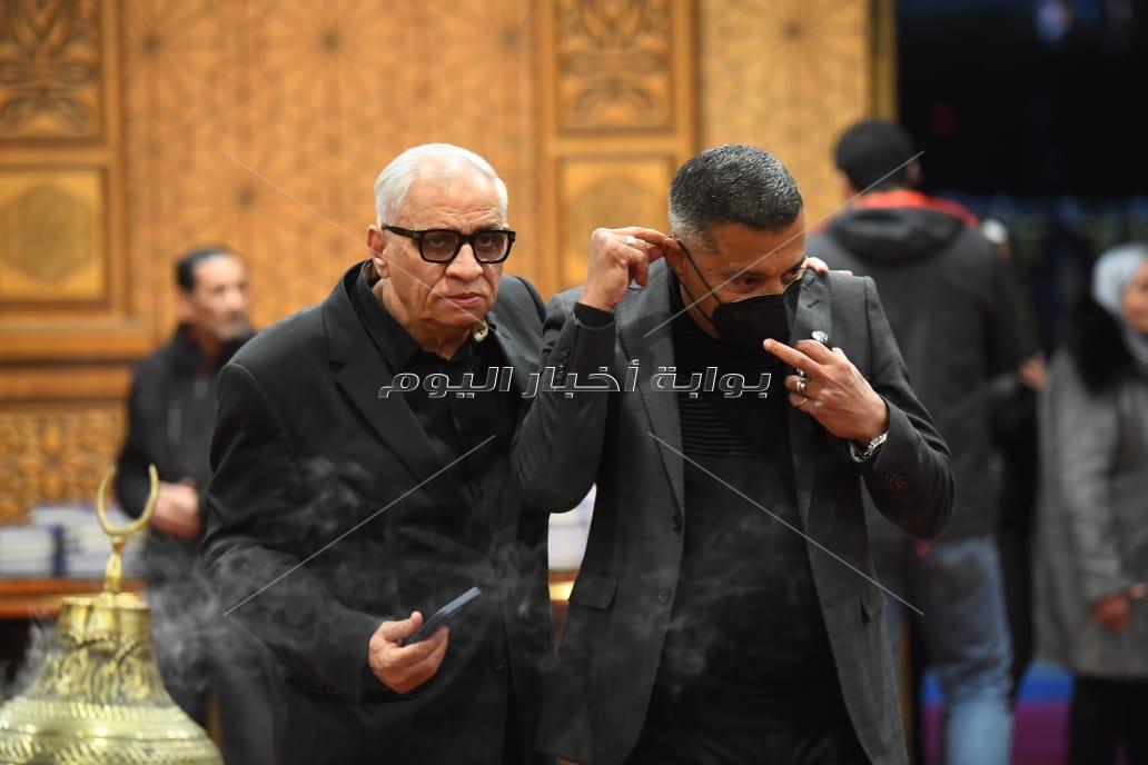 عزاء شقيق أحمد السبكي