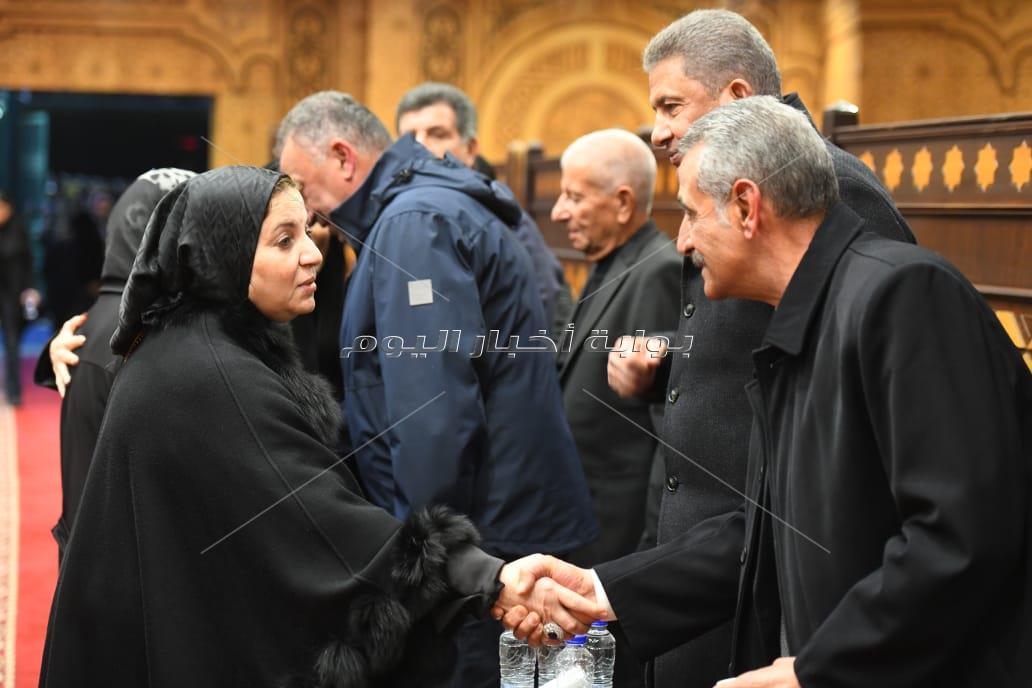 عزاء شقيق أحمد السبكي
