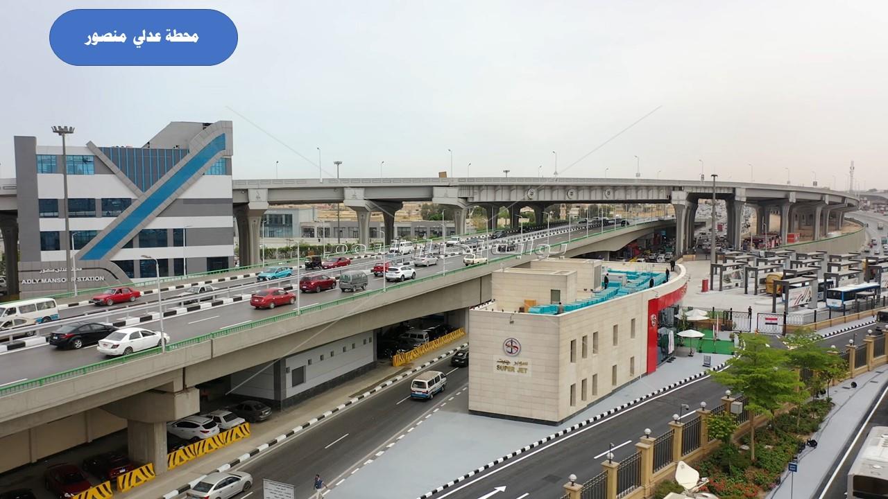 يعمل قريبا على الدائري.. شاهد محطات الأتوبيس الترددي BRT "من الداخل"