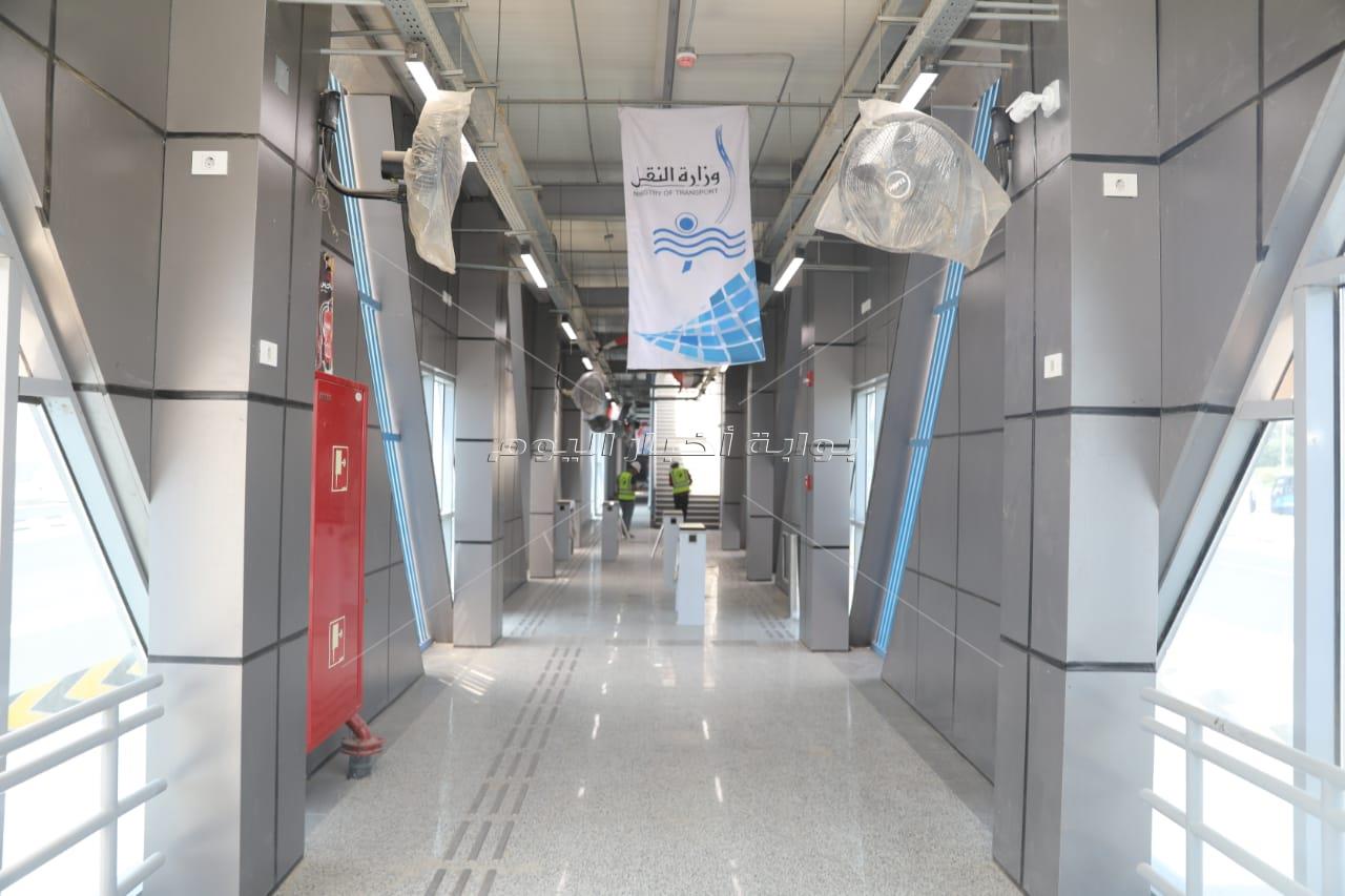 يعمل قريبا على الدائري.. شاهد محطات الأتوبيس الترددي BRT "من الداخل"