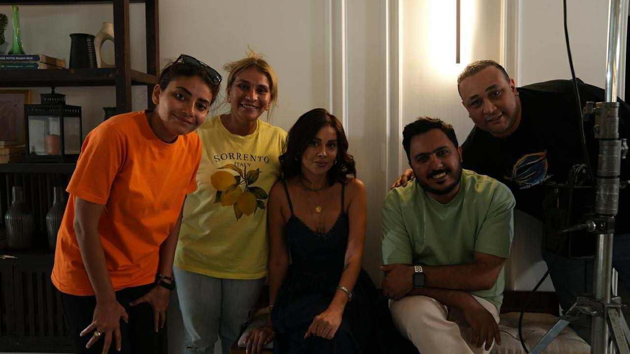 ياسمين رئيس تتعرض لتحرش داخل سيارة في فيلم "الست لما"