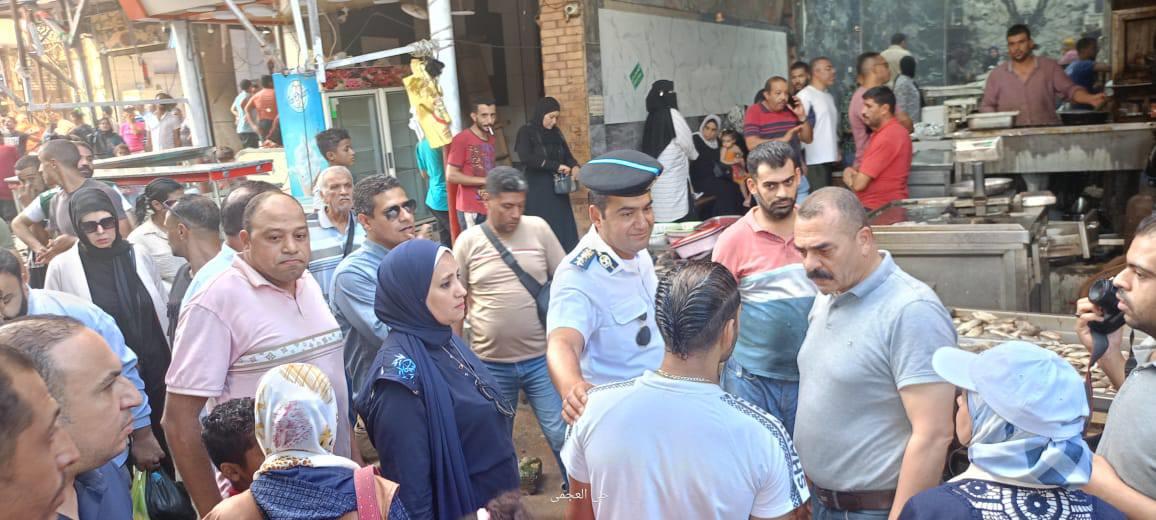 إخلاء سوق الهانوفيل في الإسكندرية