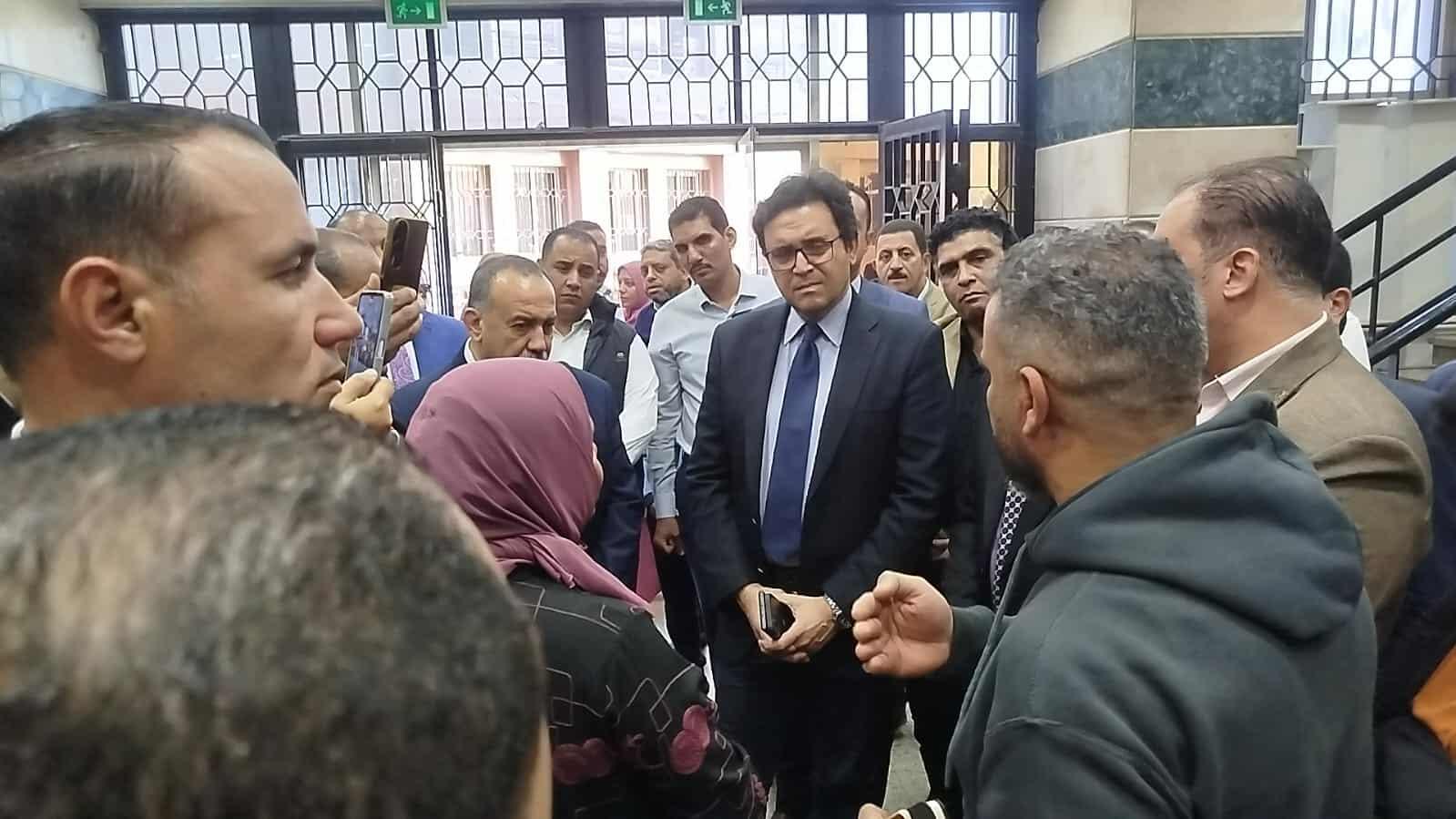  وزير الثقافة يتفقد المنشآت الثقافية بأسيوط 