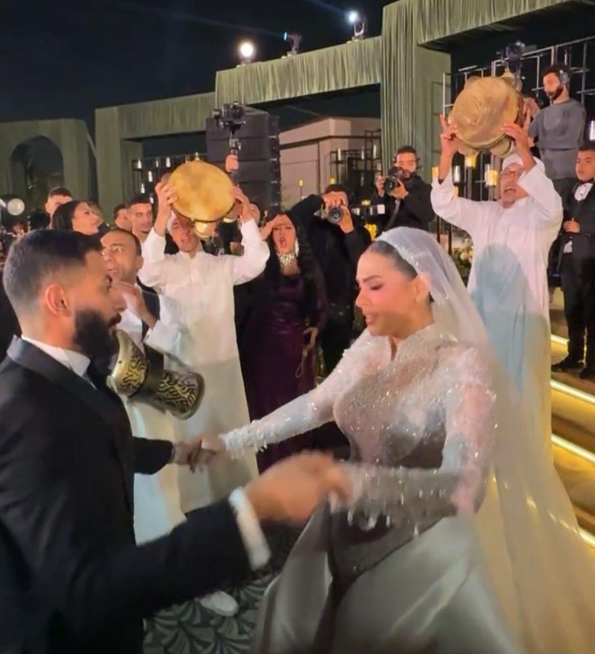 نجوم الفن يحتفلون بزفاف ابنة محمد هنيدي
