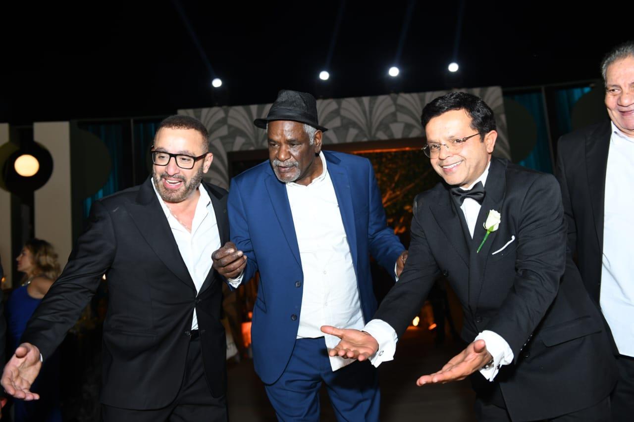 محمد هنيدي يحتفل بزفاف ابنته بحضور كبار نجوم الفن