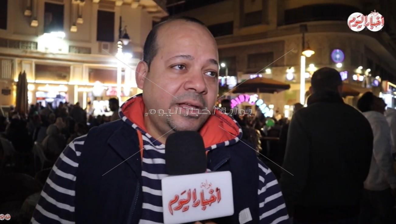 الشارع المصري يحسمها: نعم لقرار الرئيس .. وقانون ينقذ اطفالنا من الموبايل