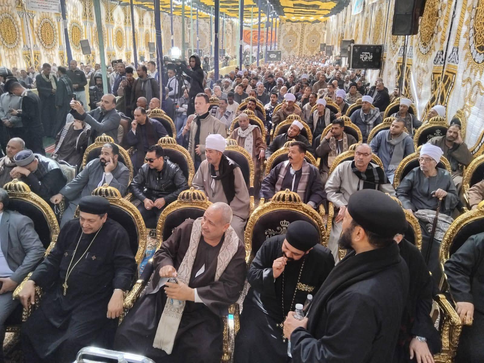 صلحٌ يعيد الوئام إلى جرجا.. إنهاء خصومة ثأرية بين عائلتين مسلمة وقبطية بسوهاج
