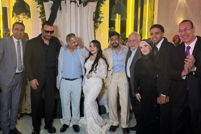 محمد رضوان يحتفل بخطوبة نجلته