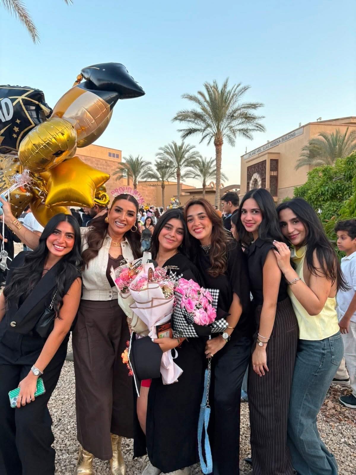 روجينا تحتفل بتخرج ابنتها