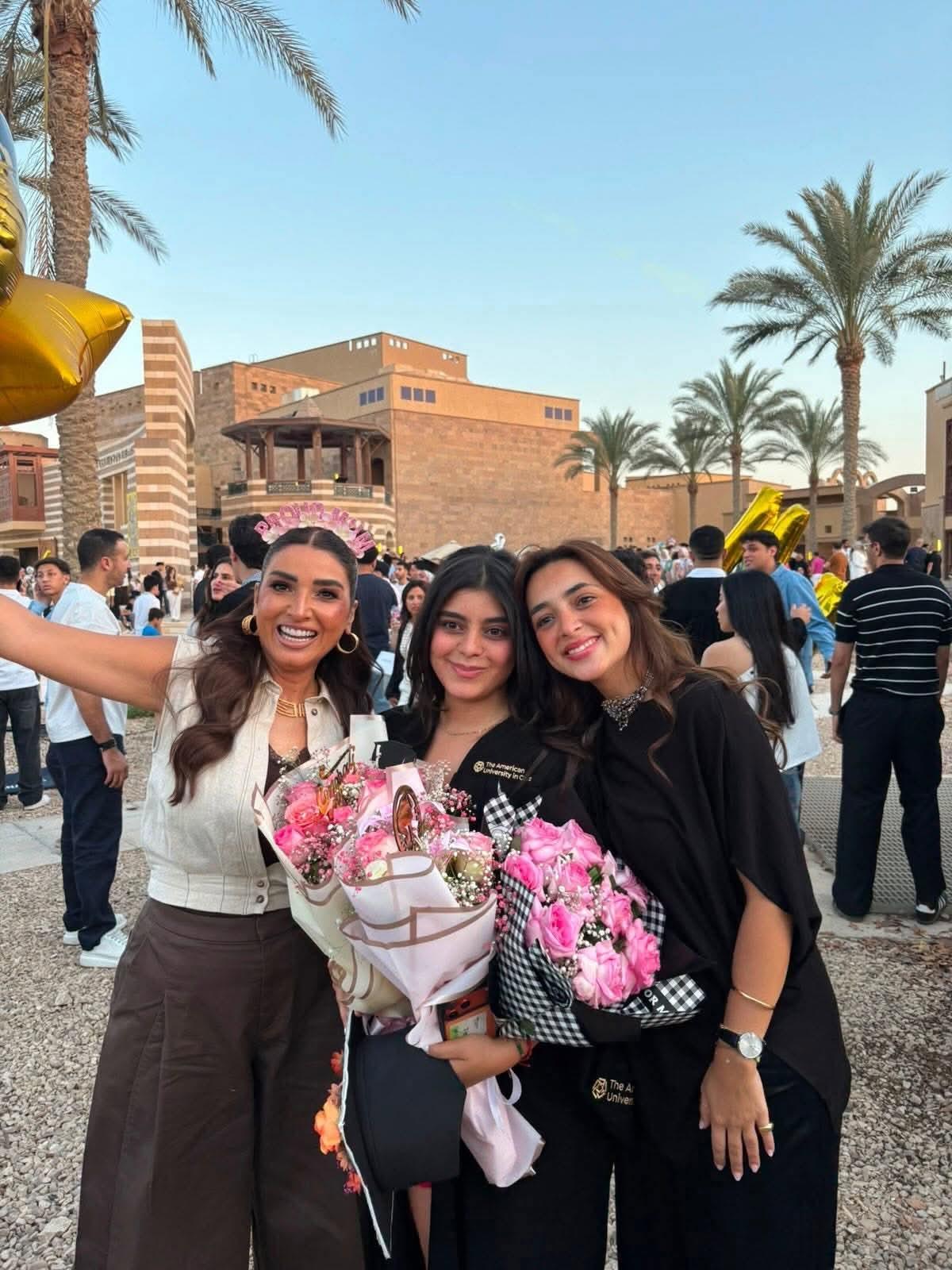 روجينا تحتفل بتخرج ابنتها
