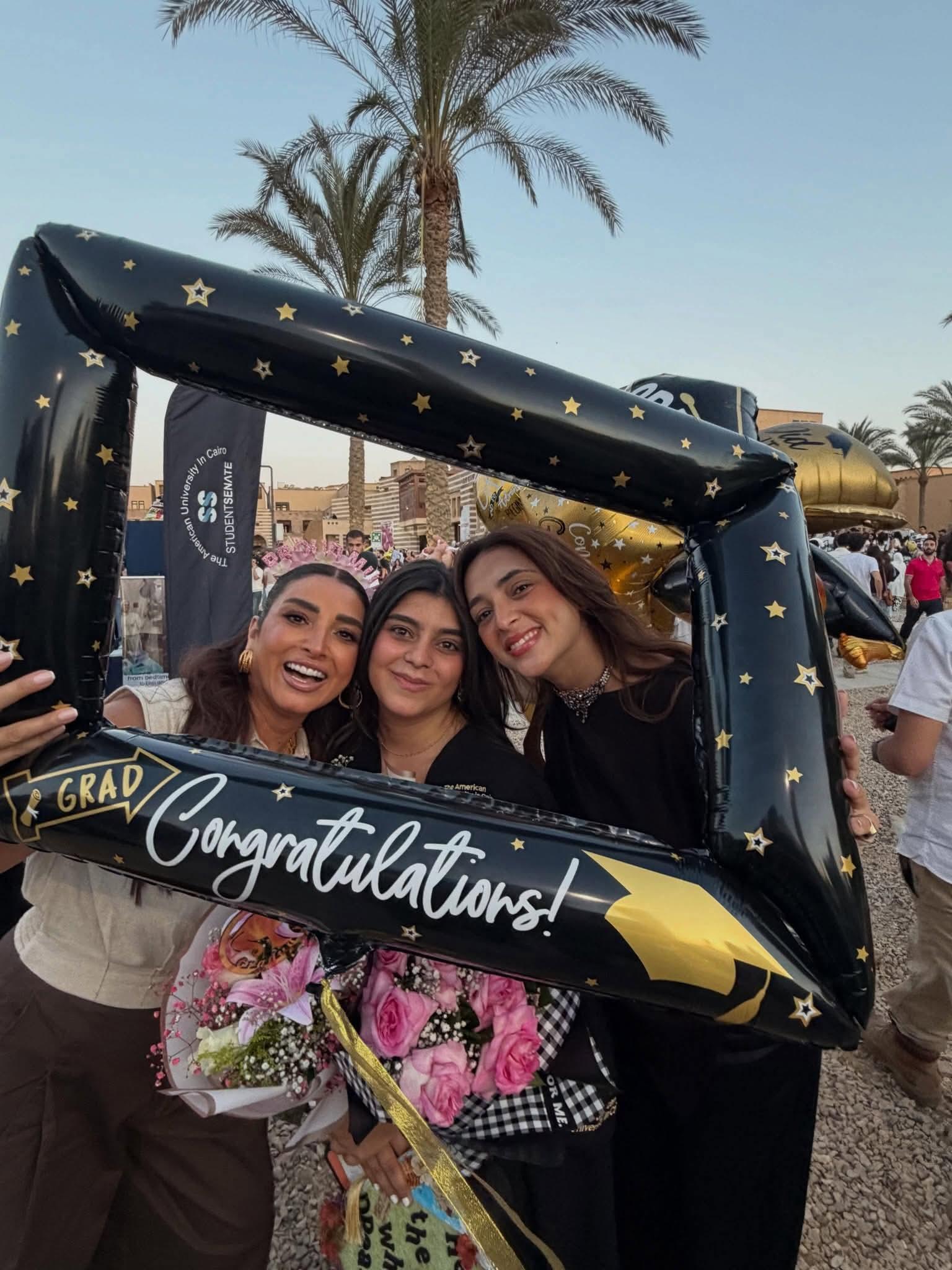 روجينا تحتفل بتخرج ابنتها