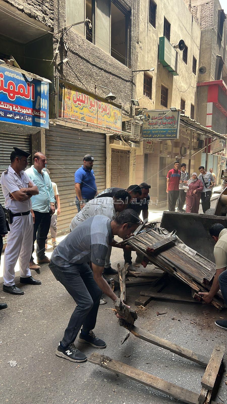 حي بولاق الدكرور يتصدى «الفريزة» ويرفع كفاءة الشوارع
