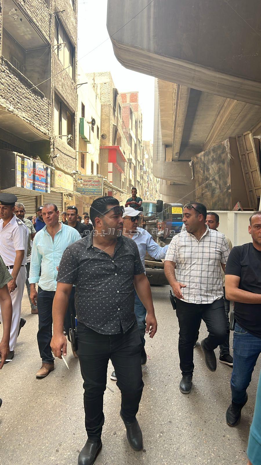 حي بولاق الدكرور يتصدى «الفريزة» ويرفع كفاءة الشوارع
