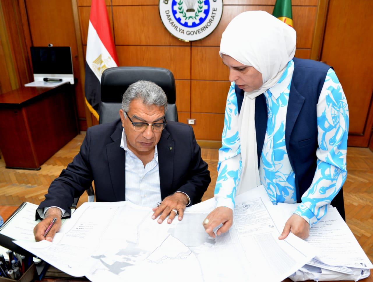 محافظ الدقهلية يعتمد الأحوزة العمرانية لـ78 قرية وعزبة بالمحافظة 