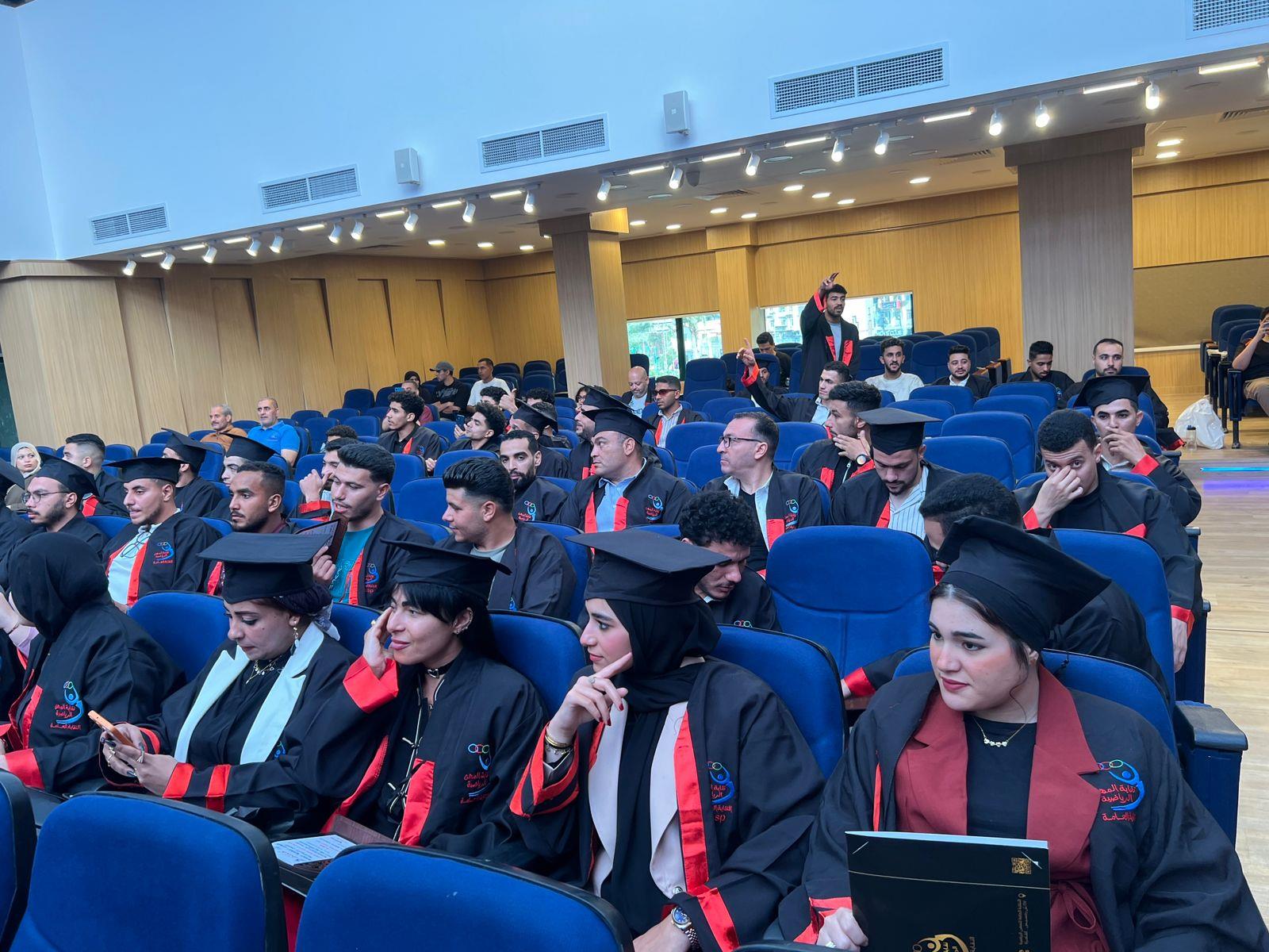 ختام الدورة 584 للمدربين والإداريين بنادي الحوار وتكريم المشاركين