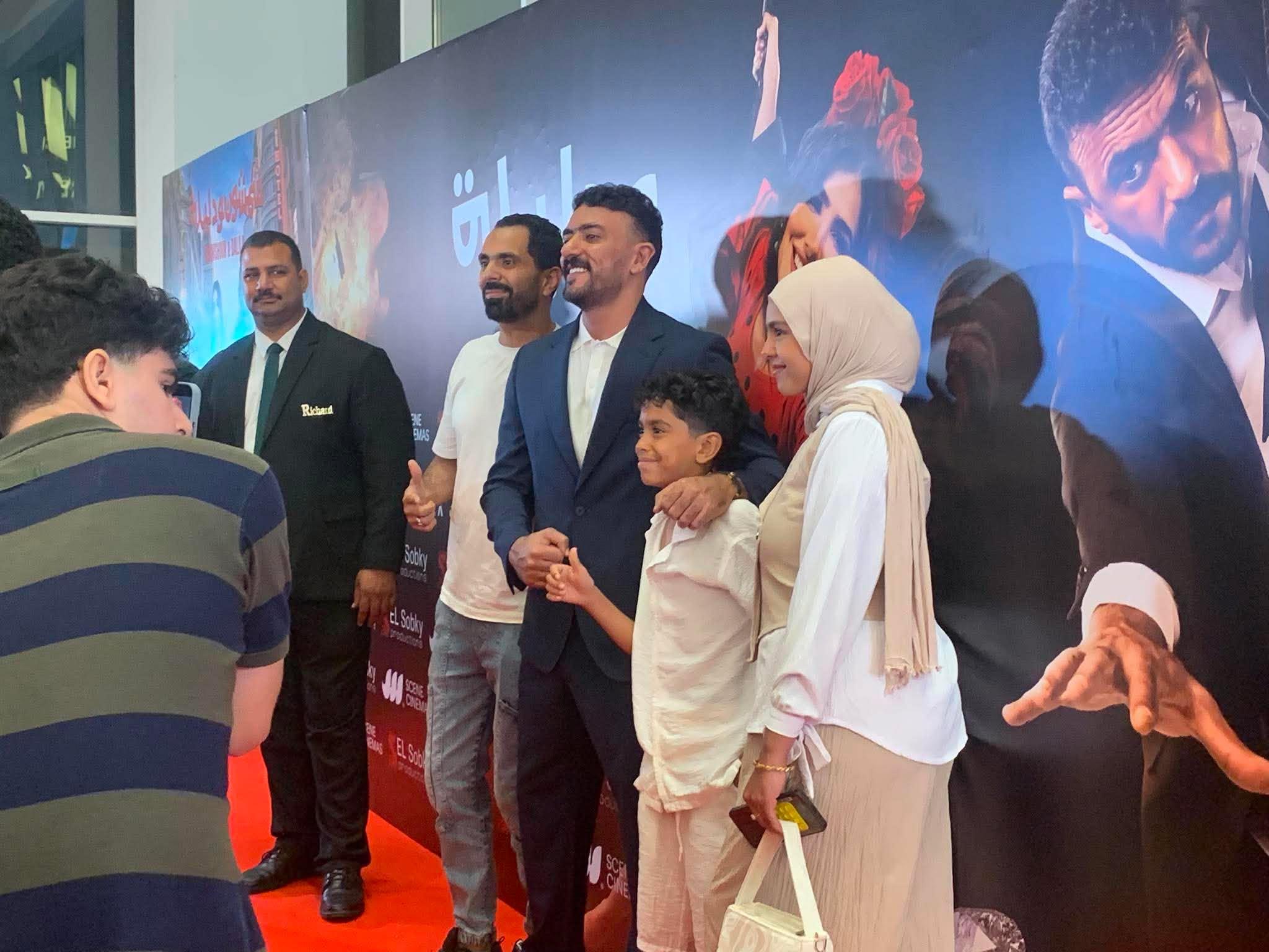 أحمد العوضي يتألق في العرض الخاص لفيلم «شمشون ودليلة»  