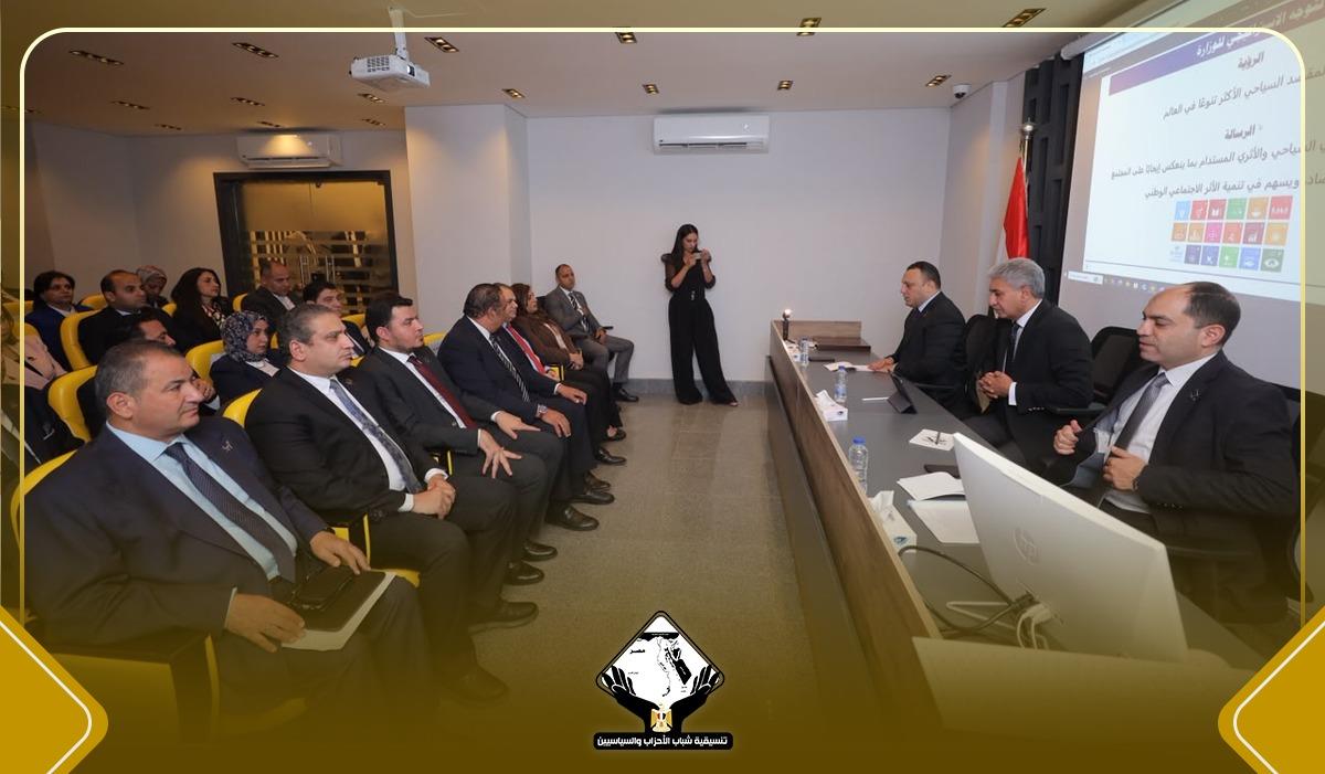  التنسيقية تستضيف وزير السياحة والآثار