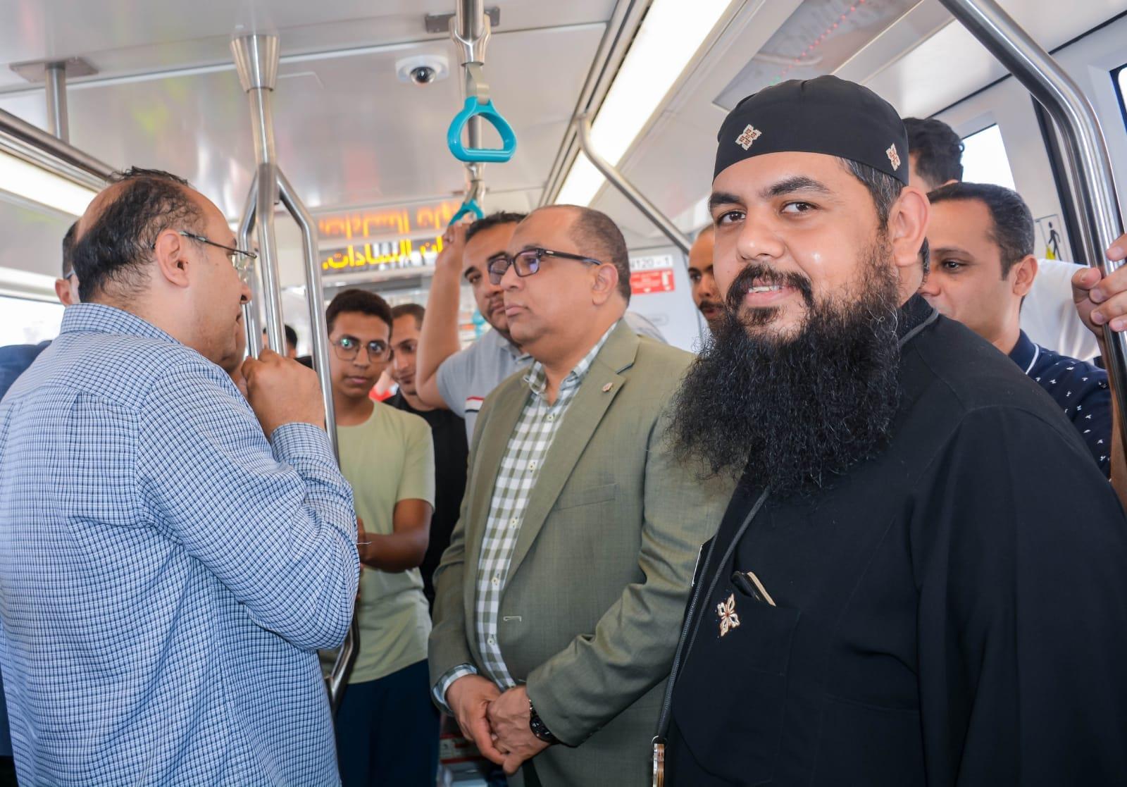 مشروع مونوريل شرق النيل وفدًا من أطفال كنيسة مارجرجس بمدينة قويسنا