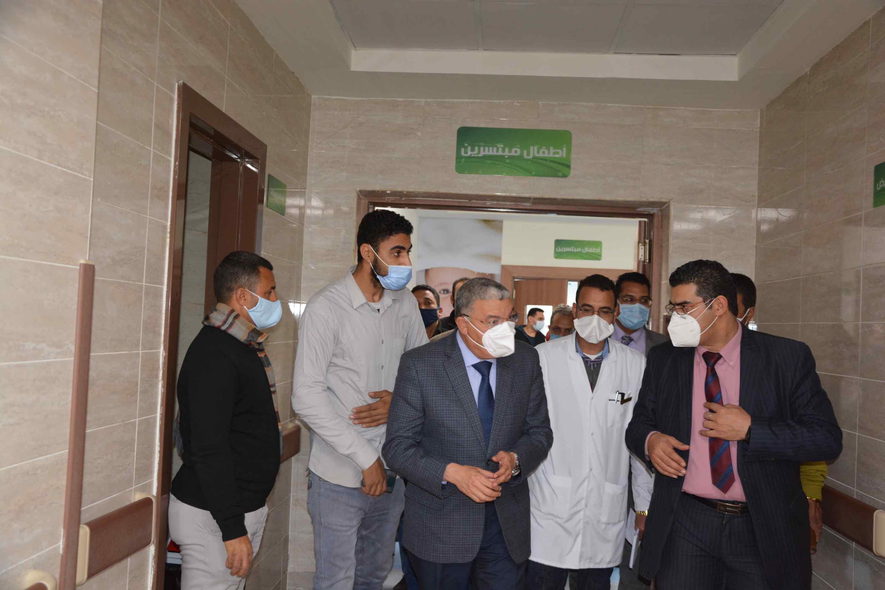 محافظ المنيا يتابع الخدمة الصحية