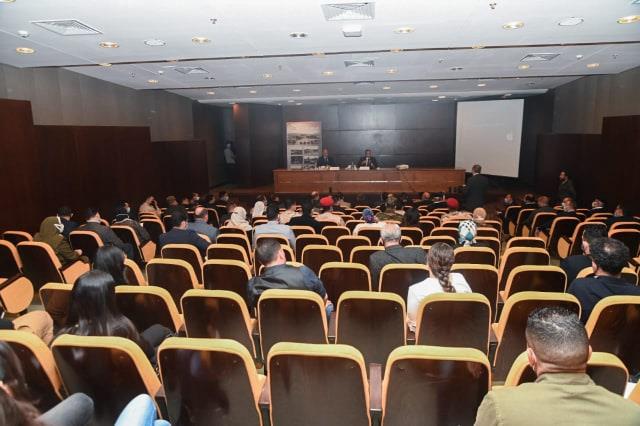 وزير السياحة و الاثار 