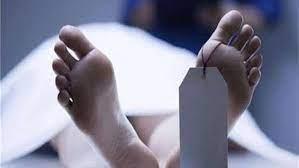 قتل أمه بـ17 طعنة دون رحمة