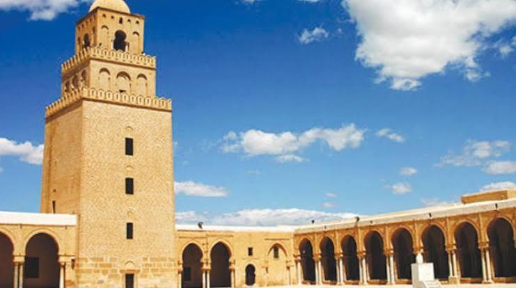 مسجد «عقبة بن نافع»