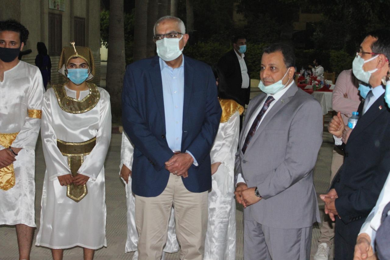  كلية السياحة والفنادق بجامعة المنصورة