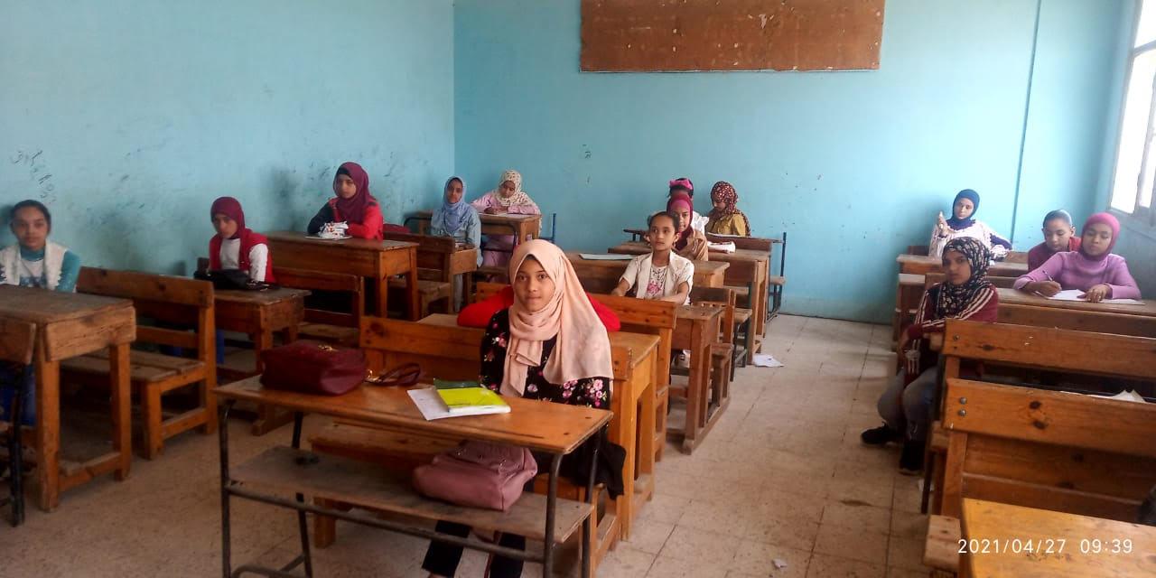 الجيار يتابع اليوم الختامى لامتحانات النقل
