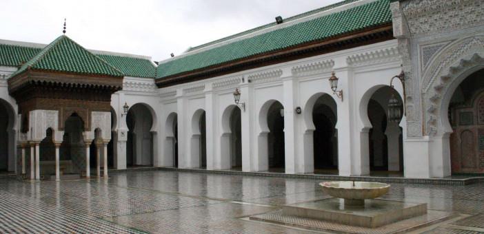  جامع القرويين من أقدم جوامع المغرب 