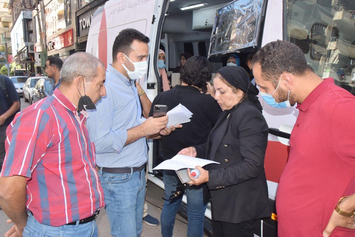 المركز التكنولوجي المتنقل على سيارة في مدينة طنطا