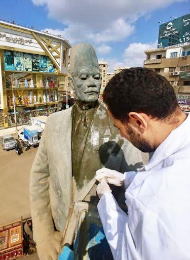 من 