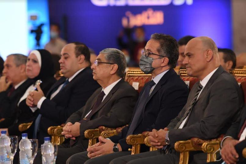  وزير السياحة والآثار يشهد افتتاح فعاليات المؤتمر الاقتصادي لدار أخبار اليوم في دورته الثامنة