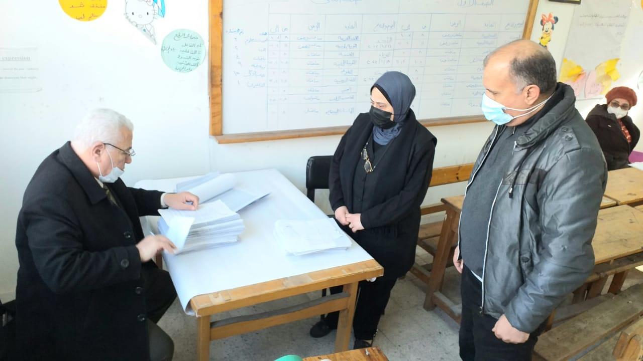 امتحانات الفصل الدراسي الأول 