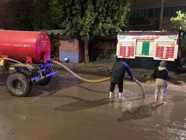أعمال شفط مياه الأمطار 