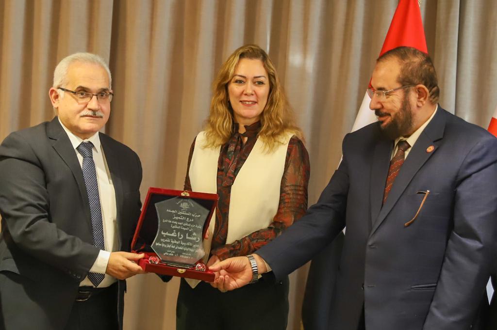  الحوار الوطنى