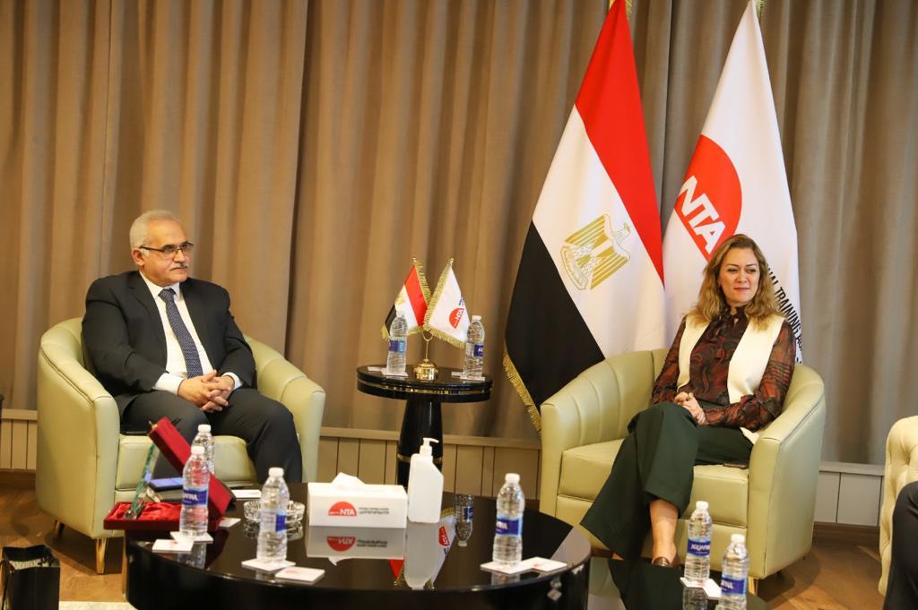  الحوار الوطنى
