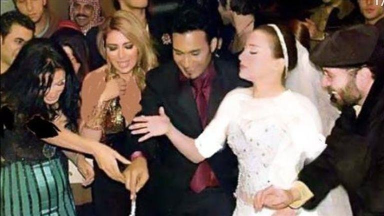 مي عز الدين بفستان الزفاف