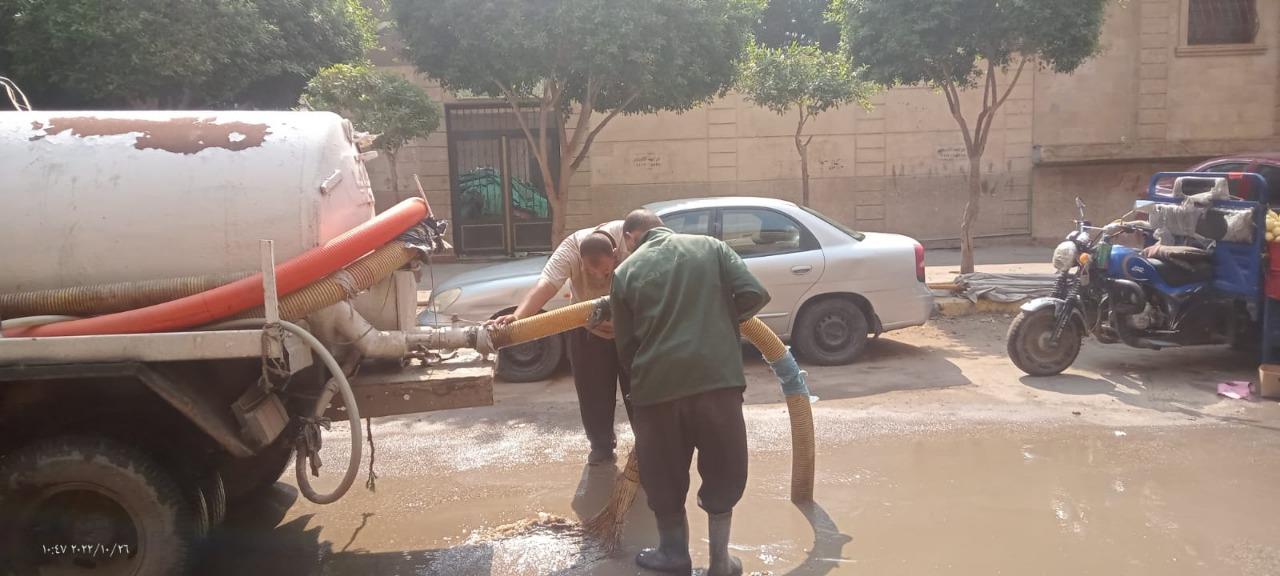  إزالة أثار هطول الأمطار من الشوارع