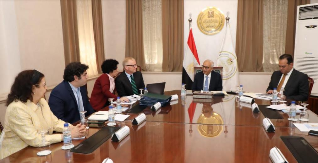 ننشر تفاصيل لقاء وزير التعليم  مع وفد الوكالة الأمريكية للتنمية الدولية
