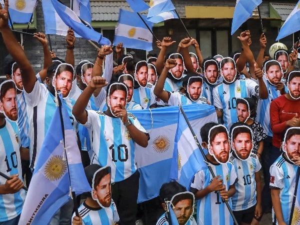 حمى كرة القدم تسيطر على الهند