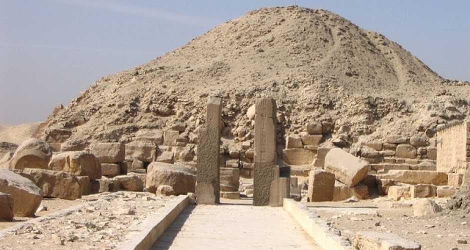  مصر تبهر العالم من جديد في سقارة